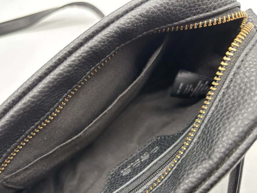 bebe Black Pebbled Faux Leather Logo Crossbody Camera Bag Purse - Picture 9 of 9